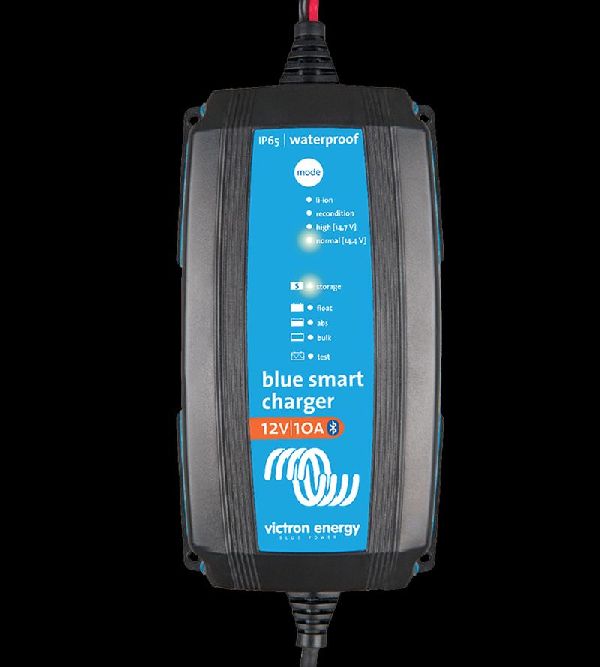 VICTRON - Blue Smart IP65 Charger 24/8(1) 230V CEE 7/17
